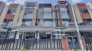 Bumi Lot 3-Storey Terrace @ Puchong Legenda Near IOI Mall 1