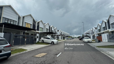 Meridin East jalan lili double storey renovation intermediate lot sale 1