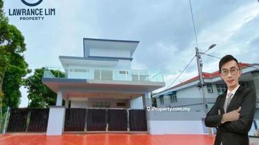 Batu Berendam Brand New 2sty Bungalow Super Convenience Location 1