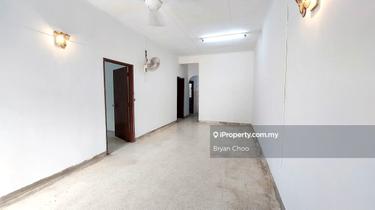 Must View 1 Sty Move in, Below Market 100% Loan Tmn Kinrara Puchong 1