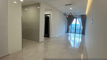 Brand New Luxury Residences With Iconic KLCC & Golf Course View 1