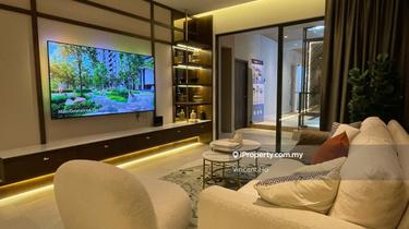 Resort Style Condo, 4 rooms layout, Dual Key, Freehold 1