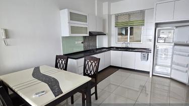 Very strategic location near wet market school, eateries and many more 1