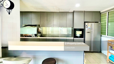 Semi detached Mountain View 1