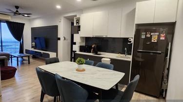 Emporis Specialist with Many Units on Hand (Ask For More) 1