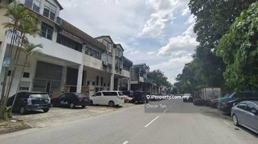 3 Storey Factory with Cargo lift 1