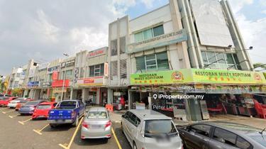 Good Buy Prime Area In Bukit Raja, Corner Lot 3 Storey, Fully Tenanted 1