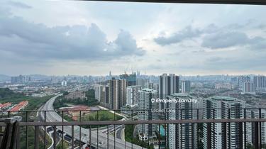 High floor panoramic KLCC view 3 parking lots condo for sale 1