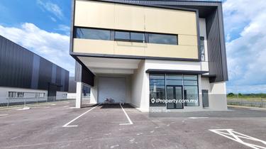 Brand New Ready Move In factory 100'x200' (opposite Setia Alam) 1