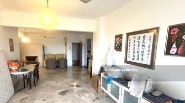 Resort-style facilities and living at a family friendly condominium 1