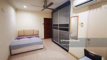 South rare 2.5sty spacious renovated  1