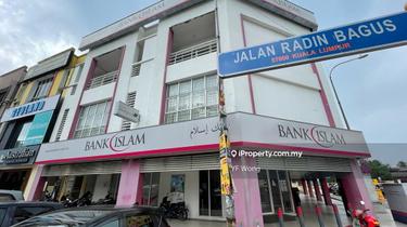 Sri Petaling Ground Floor Corner Lot 1