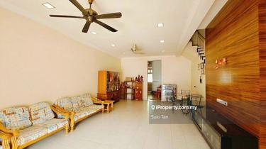 Flat living  1