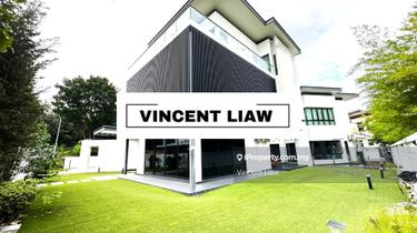 3 Storey Modern Bungalow 1