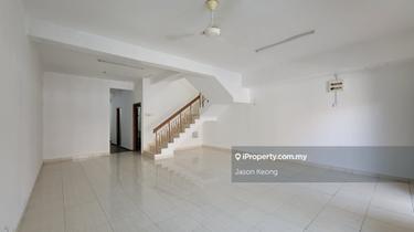 Near LRT Station, Gated Guarded, Easy Access 1