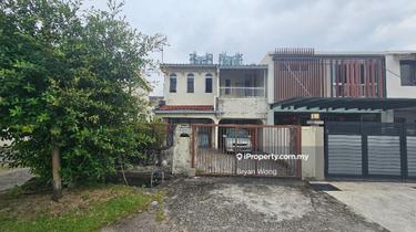 Near Park / Ample Street Parking 1