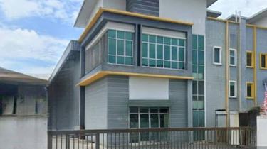 Freehold Semi-D Factory at Balakong For Sale 1