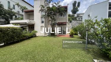 Well-Priced Gem. Family Home. Move-In ready. Price negotiable! 1