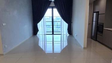Beautiful high floor unit for sale. Vacant and ready for move in 1