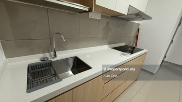 D quince exsim 3 bedroom actual unit with partly furnish, best deal  1