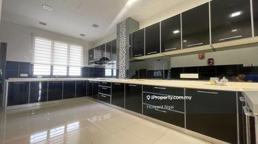 Limited Renovated modern double storey house at Puteri 6 1