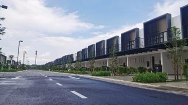 Paradise at Senibong Cove Canal View New Linked Homes for Sale  1