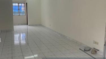 Taman Selayang Mulia Good Conditions Two Stories for sales, Selayang 1