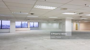 Walking distance to Subang Jaya LRT & KTM Station. Good amenities. 1