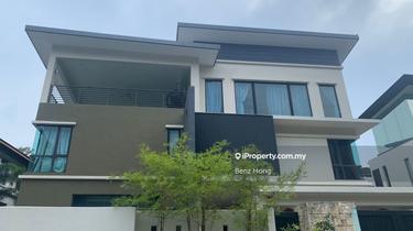 3 Storey Bungalow For Sales 1
