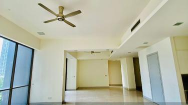 Open and Spacious Layout  1