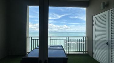 3 bedrooms with 1 study room unit .  1