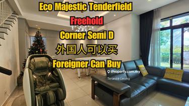 Corner unit with renovated tastefully  1