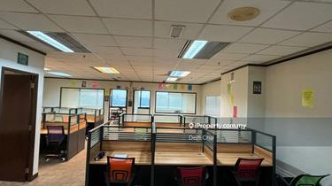Grade A Office Lot for Rent! Excellent Strait View & Furnished unit! 1