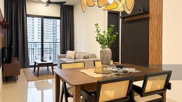 Velocity two, 3 rooms, fully furnished, near MRT, 2 carparks 1