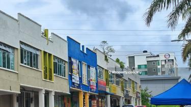 Taman Saujana Near kpj Kluang 1