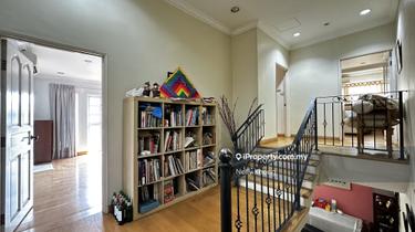 Guarded - Nice & bright corner house 1