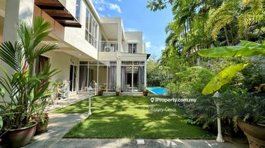 Freehold Bungalow  1