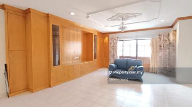 Evergreen Park Scott Pines Condominium 1