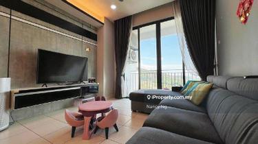 Teluk Kumbar condo Reno Furnish sale below value 1355sqft 2 carparks 1