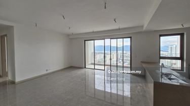 Just Listed! Ready to welcome tenant  1
