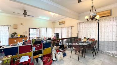 Below Bank Value Sale, Freehold Corner 2 Storey w/ Spacious Garden 1