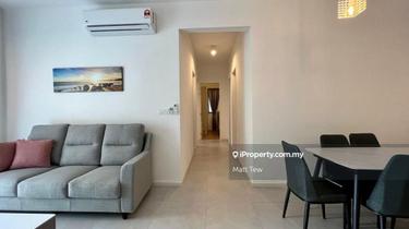 Great Family style environment , easy access to Mall & LRT 1