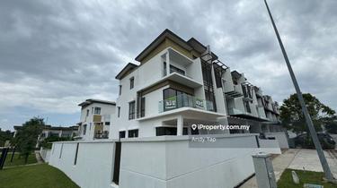 Very limited 3 storey just beside club house and good condition  1