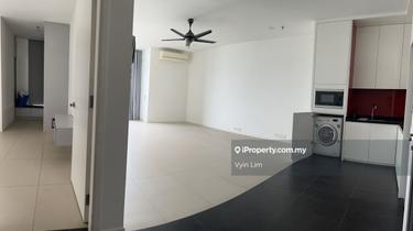 Corner lot high end condo for sale, below market price more than 150k! 1
