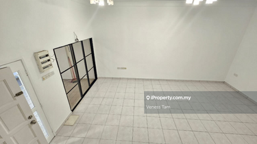 2sty terrace,freehold,facing open,many car parking,quiet environment  1