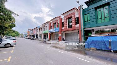 Below Bank Value Main Road Batu Berendam Iks Merdeka Melaka 2s  Shop 1