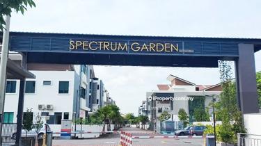 3 storey @ Spectrum Garden (with extra backyard)  1