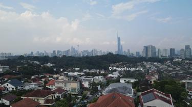 Well positioned next to the city center 1