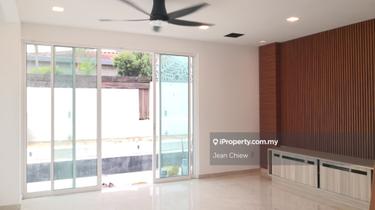 New terrace house near playground and shoplots within walking distance 1