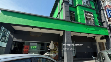 3sty End lot @ Taipan Business Centre, USJ 10, Subang Jaya, Selangor 1